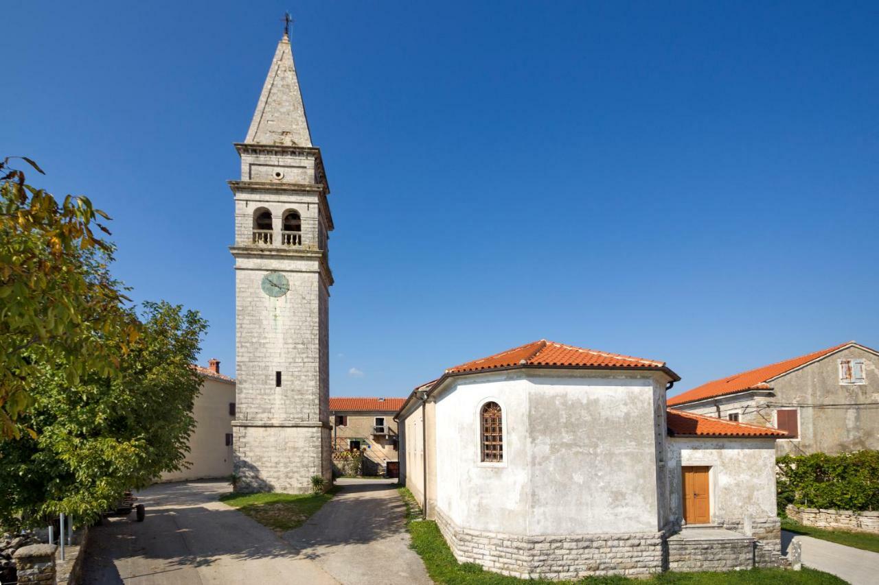 Rural Apartment Carolina Zrenj ภายนอก รูปภาพ
