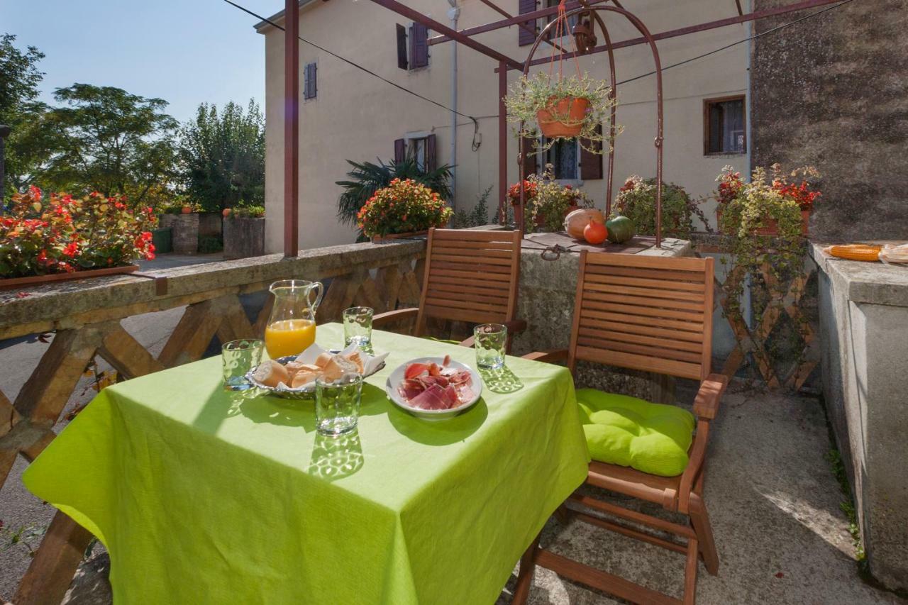 Rural Apartment Carolina Zrenj ภายนอก รูปภาพ